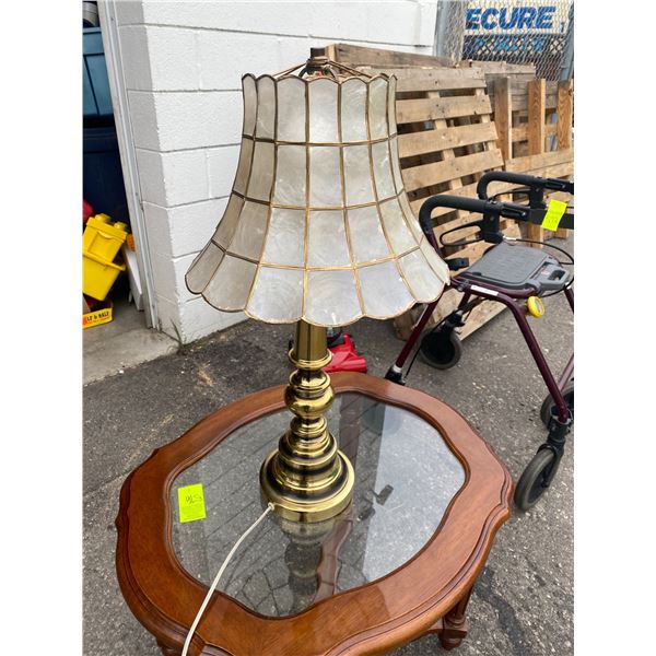 Table lamp
