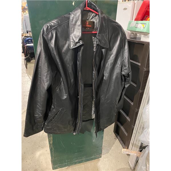 Danier leather small coat