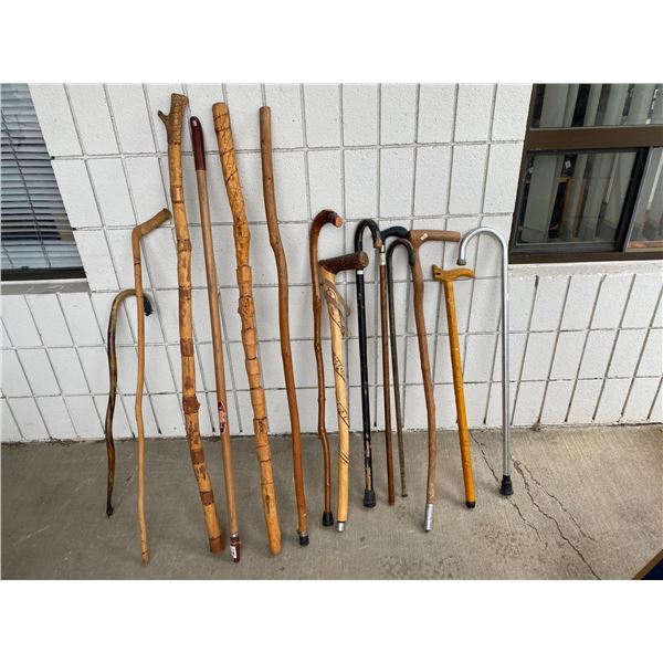 Lot of carved and other canes