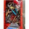 Image 2 : Toolbox and contents