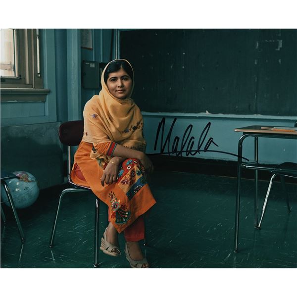 Malala Yousafzai Signed Photograph