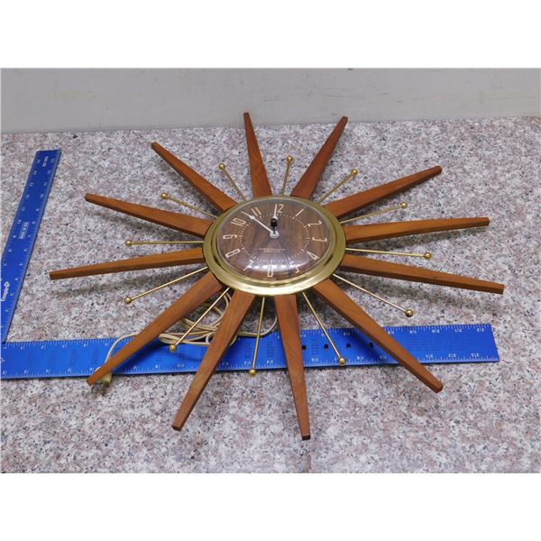Vintage Mid Century Westclox Starburst Wall Clock 22" Works