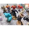 Image 4 : Lot of Xbox 360 Disney Infinity 28 Characters, Bases and 2 Games