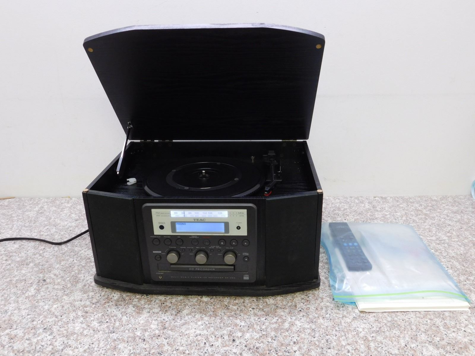 Teac Vintage Record Player Turntable CD Player Radio With Remote ...