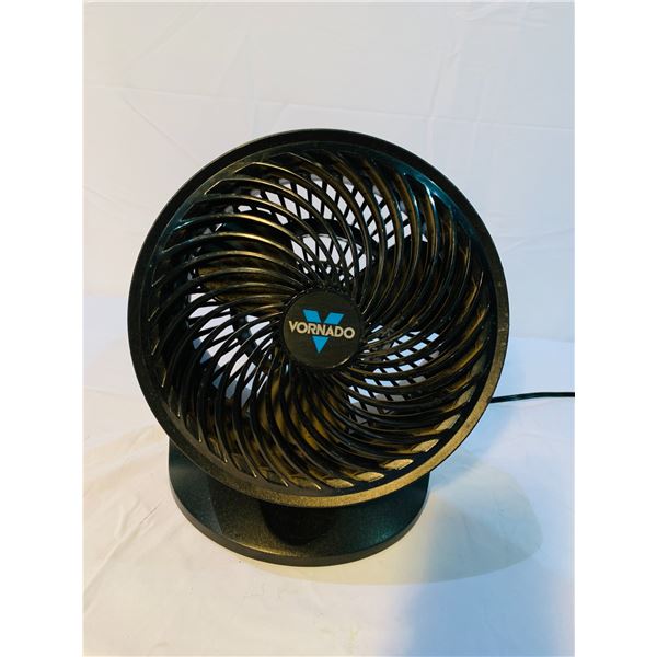 Box lot of table fans - approx. 5 pcs