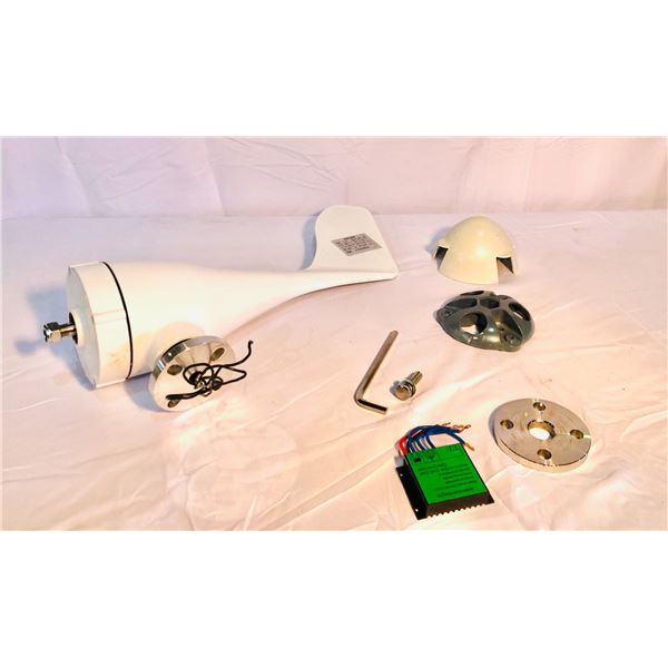 Group of 2 Vevor wind turbine - model FD-400