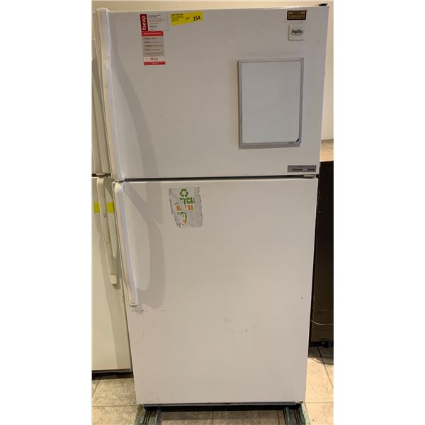 Inglis - Refrigerator Freezer - model: IMT188302