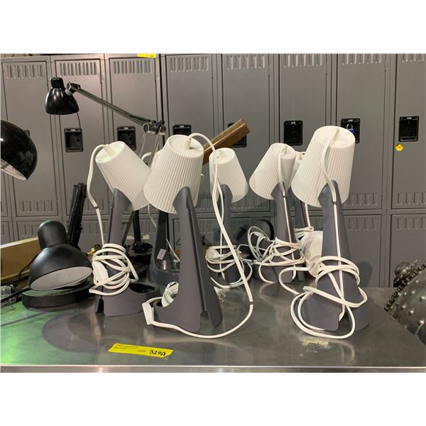 Large group of desk / reading lamps - approx 14 pcs