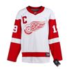 Image 2 : STEVE YZERMAN SIGNED DETROIT REDWINGS JERSEY (FROZEN POND COA)