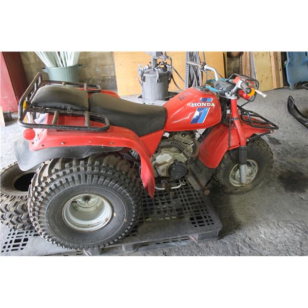 1983 Honda Trike 200cc c/w extra tire, reverse, (has flat front tire, had running Nov 4th) #JH3TB051