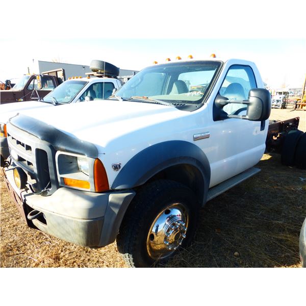 2005 Ford F550 2 wheel drive c/w V-10, Auto trans, cab and chassy, 9,719 hrs VIN. 1FDAF56Y25EA46047 