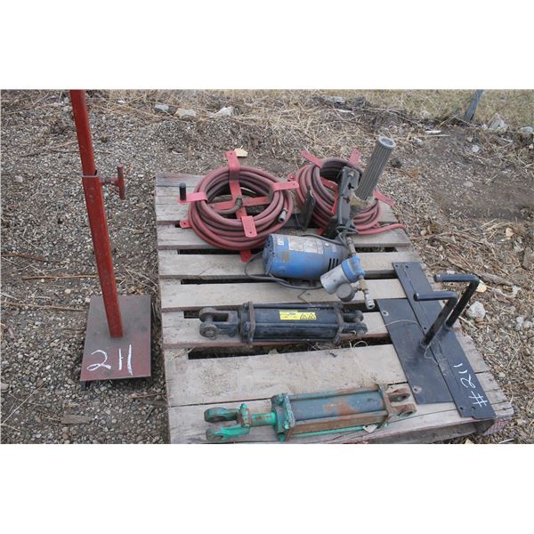 2- Air hoses, 2 hyd. Rams, elec. Pump, red roller