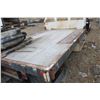 Image 3 : 96"x146" Truck deck c/w rear hitch & head ache rack