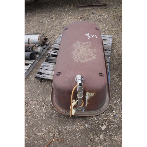 Bath tub (Cast)- with legs