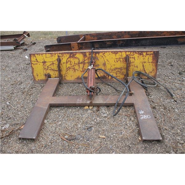 Forklift snow bucket attach.