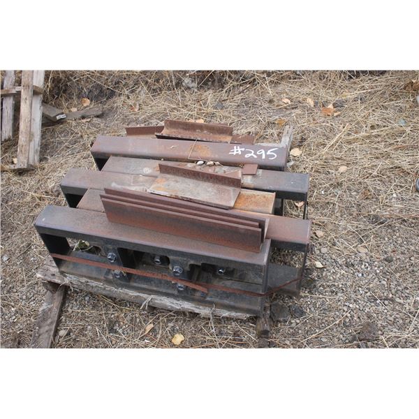 5- Gravel box saddle kits (new)