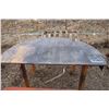 Image 1 : Heavy steel table