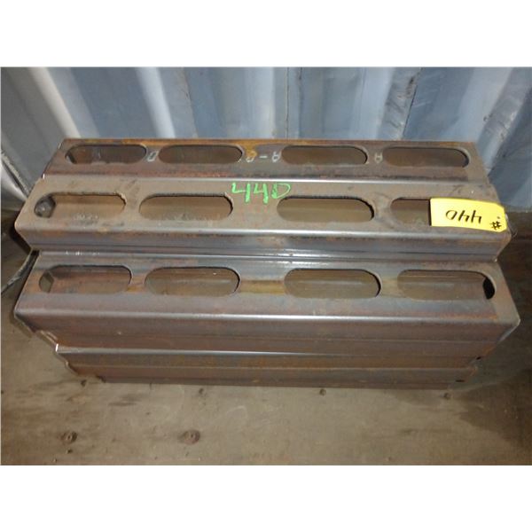 Approx. 14 steel light bars