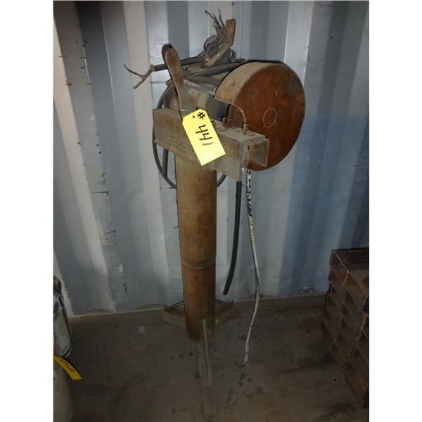 Hyd hose cutter machine