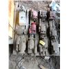 Image 1 : Approx. 12 hyd. Pumps