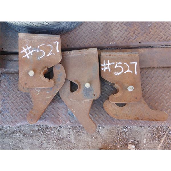 4- hoist frame quick attachments