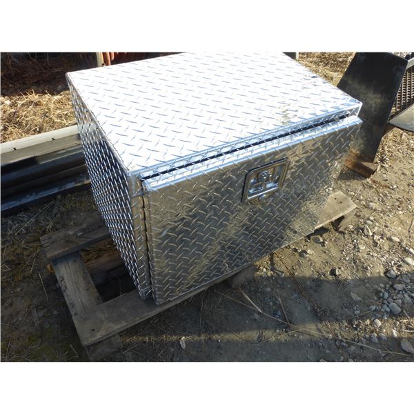 New 18" x 24" truck tool box