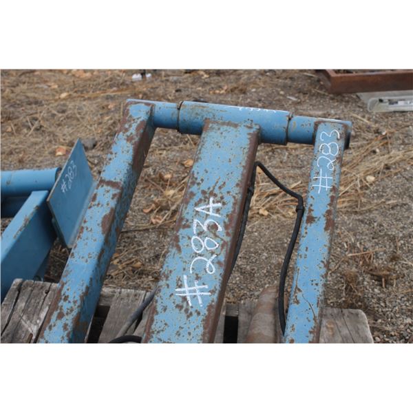 Harsh hoist c/w 2 hyd. Cylinders (used)