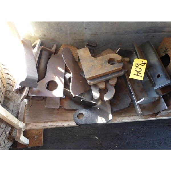 Receiver hitch, tailgate ears, hose & white steel rack