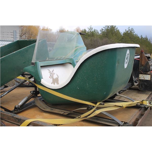 Green fibre glass, 2 seater sleigh From Estate PH Janet (780) 991 7720