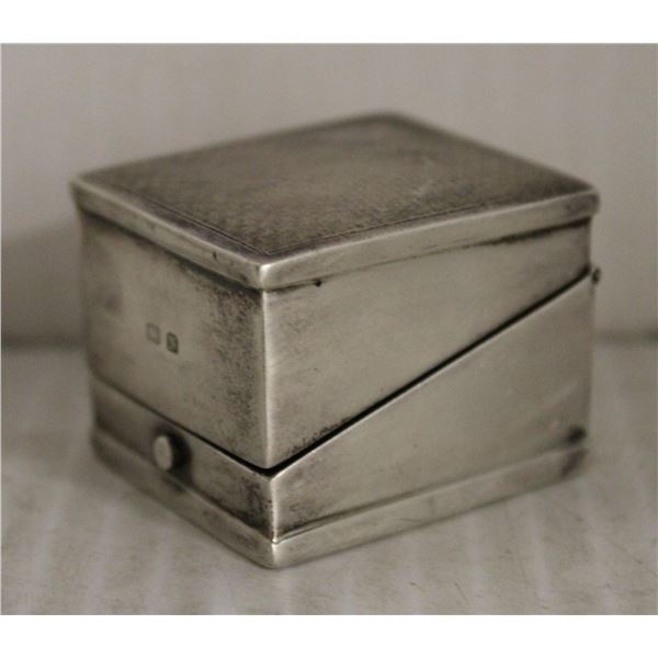 ENGLISH HALLMARKED SILVER RING BOX