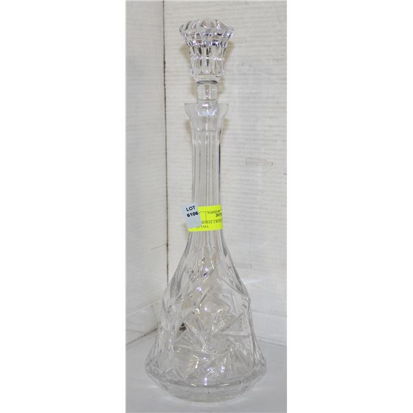 PINWHEEL CRYSTAL: DECANTER 16 IN TALL