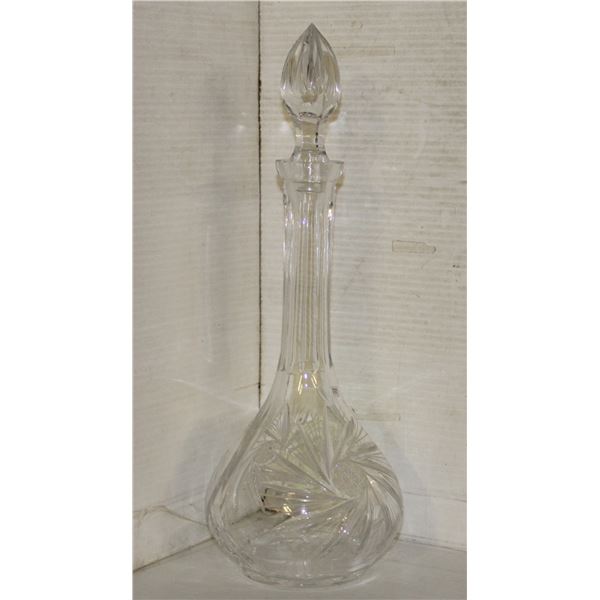 PINWHEEL CRYSTAL: DECANTER 16 IN TALL
