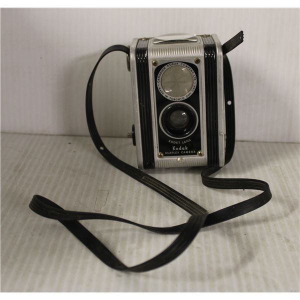 CAMERA, KODAK DUAL FLEX