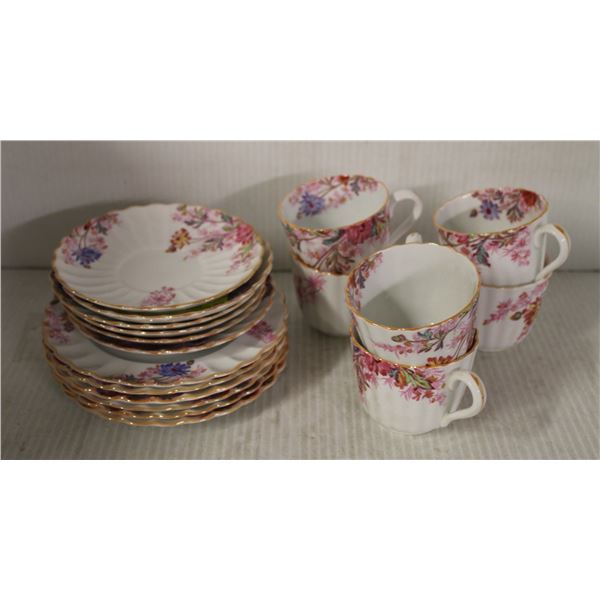 SET OF SIX SPODE CUPS AND SAUCERS, SMALL PLATES
