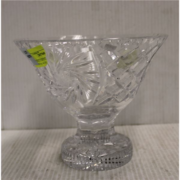 PINWHEEL CRYSTAL: BOWL ON PEDESTAL 6.5 IN TALL