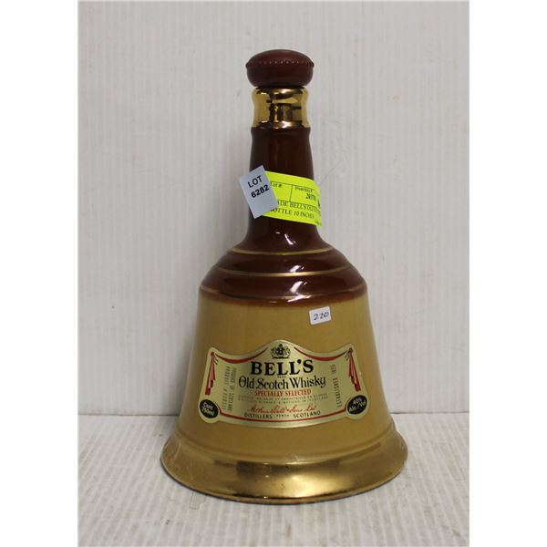 WADE BELL'S OLD SCOTCH WHISKY BOTTLE 10 INCHES