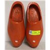 Image 1 : PAIR OF WOODEN SHOES HOLLAND