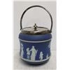 Image 1 : WEDGEWOOD BLUE JASPERWARE BISCUIT BARREL