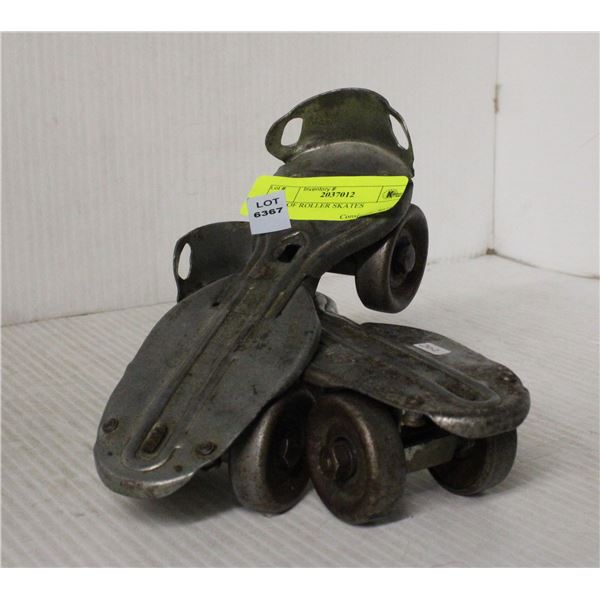 PAIR OF ROLLER SKATES