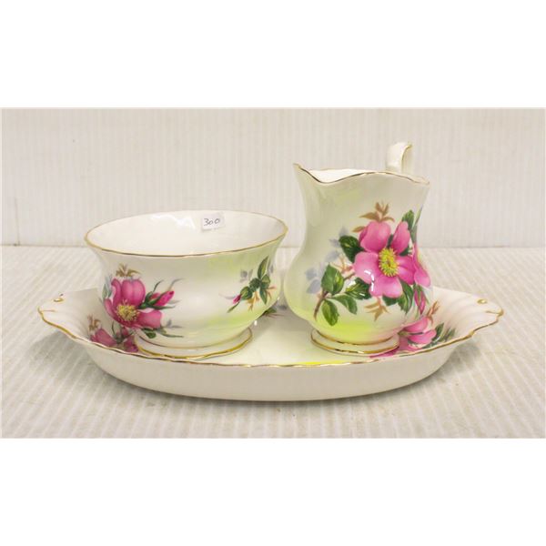 ROYAL ALBERT SUGAR AND CREAM SET , PRAIRY ROSE