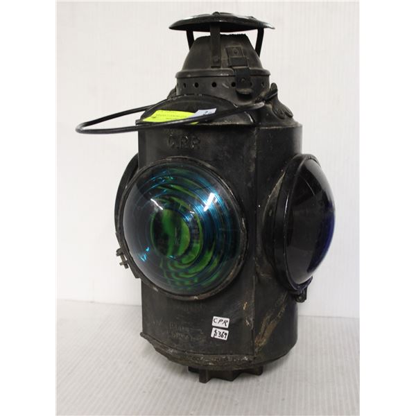 CPR RAILWAY SIGNAL LANTERN