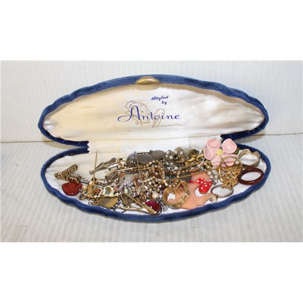VINTAGE JEWELRY LOT