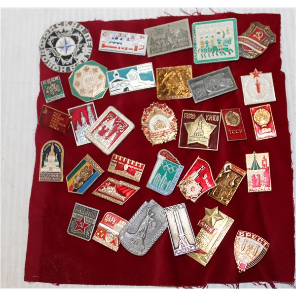 LOT OF RUSSIAN PINS , 33