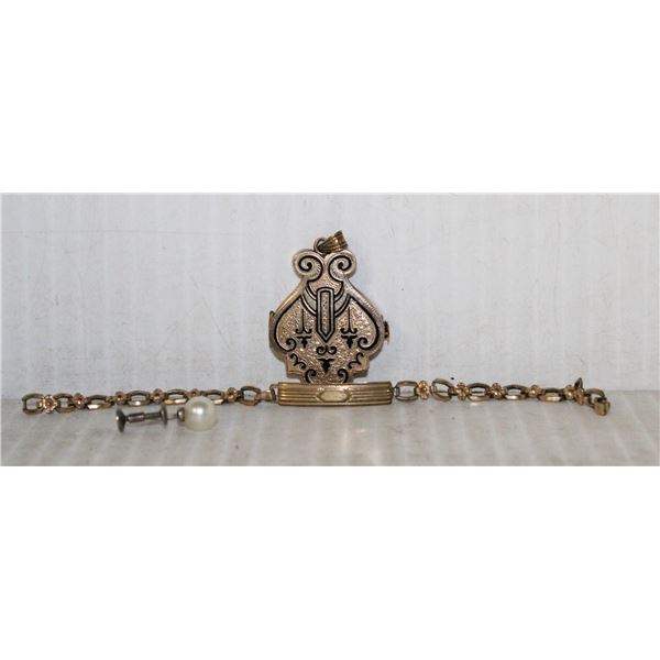 PEARL EARRINGS LOCKET AND BRACELET