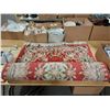 Image 2 : ANTIQUE FLORAL PATTERNED AREA RUG 76" X 47"