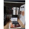 Image 1 : KEURIG K920 PORTABLE COUNTER TOP COFFEE MAKER