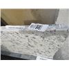 Image 2 : 2 Bar/Island Cut Granite