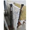 Image 1 : 3 Bar/Island Cut Granite