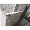 Image 2 : 3 Bar/Island Cut Granite