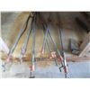 Image 1 : 7-8' Wood Clamps - 7 X $